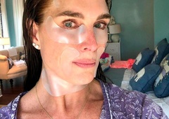 Dermatologinja razkrila: "To so 3 izdelki, ki jih ne bi NIKOLI nanesla na obraz"