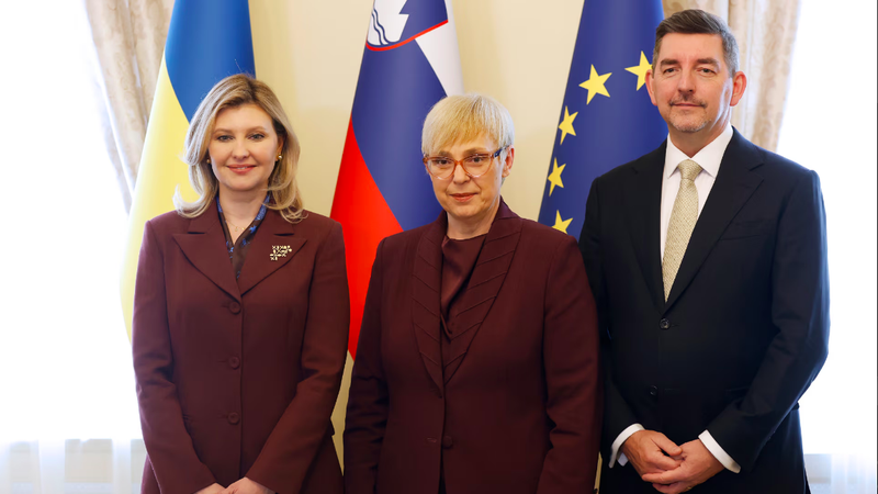 Tisoč fotografij Olene Zelenske v Sloveniji so že posneli, noben pa se ni spotaknil ob TO podrobnost 🤯 (FOTO)