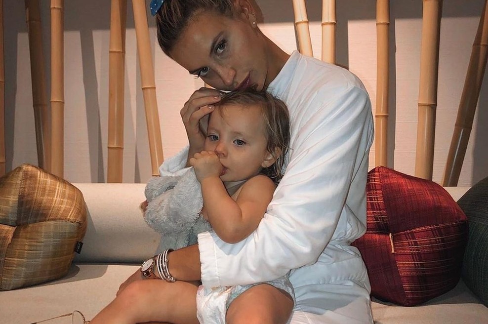 "Nisem se hotela odpovedati svojemu otroku, zato je mama razkrila strašno skrivnost" (resnična izpoved) (foto: Profimedia)