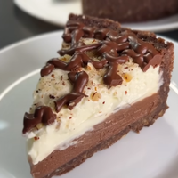 (Recept) Za pripravo te sočne Nutelline torte boste potrebovali le nekaj minut - in še preprosto je