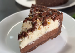 (Recept) Za pripravo te sočne Nutelline torte boste potrebovali le nekaj minut - in še preprosto je