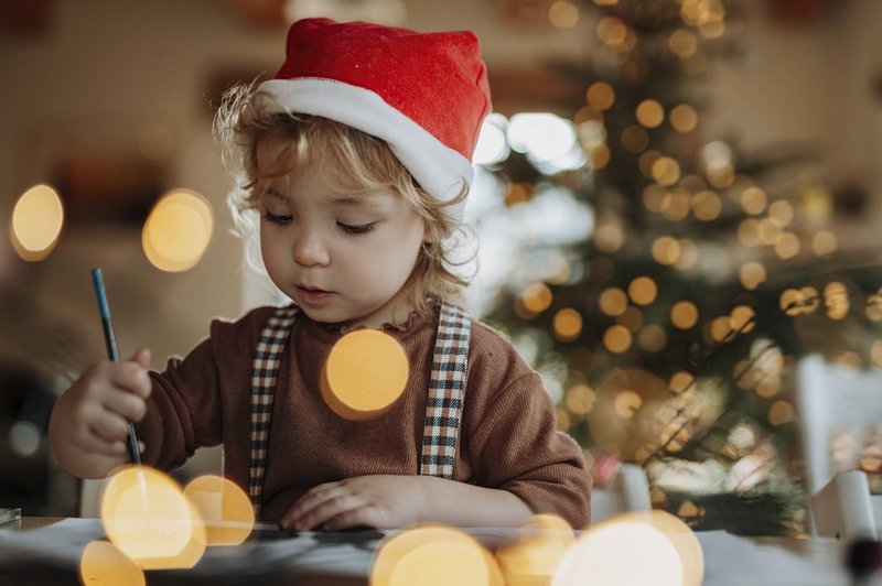 Kako bo s šolskim poukom v torek, 24. decembra? Vse, kar moraš vedeti pred prazniki