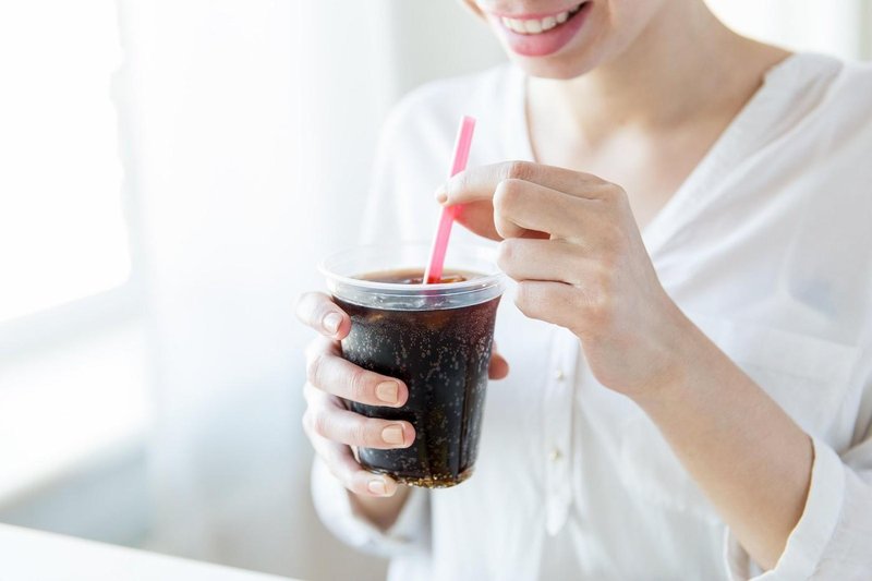 Si vedela, da lahko svoje ponve očistiš s Coca-Colo? Rezultati bodo resnično neverjetni! (foto: Profimedia)