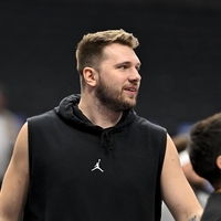 Luka Dončić ima nove čisto hude superge in izbrskale smo, koliko točno je odštel za njih (FOTO)