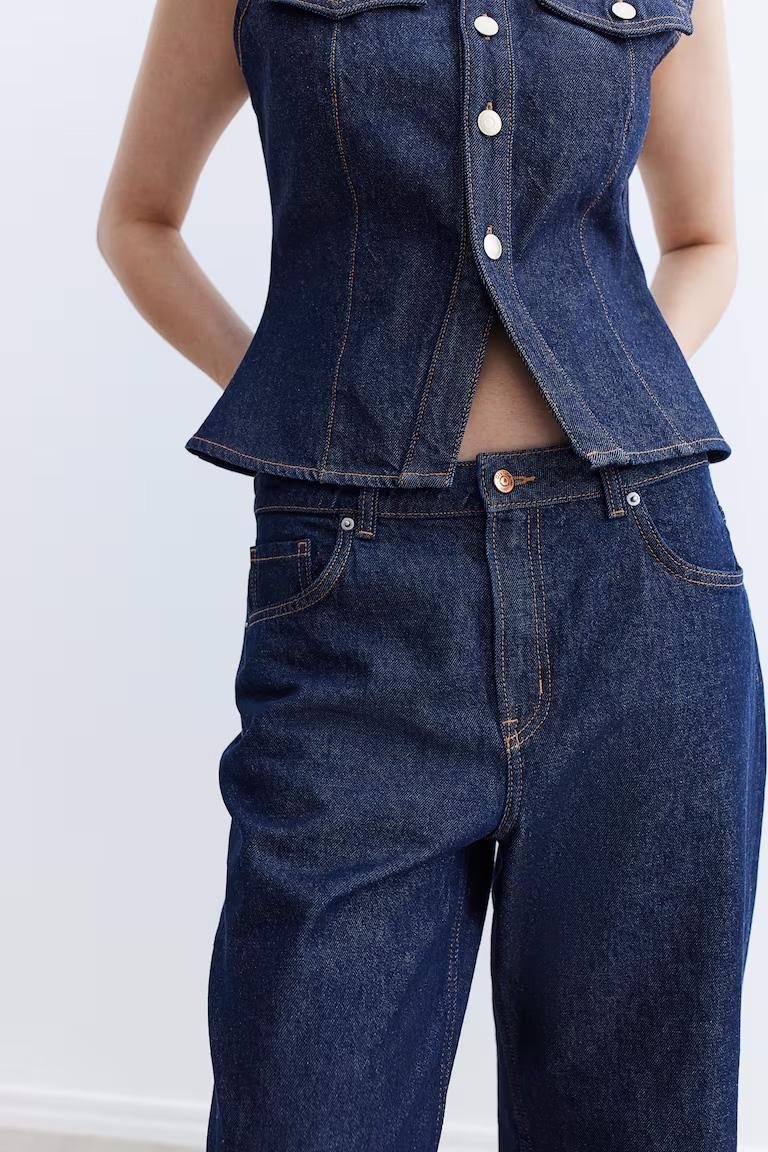 Denim komplet iz H&M razbija pravilo o nošenju 'denim on denim'