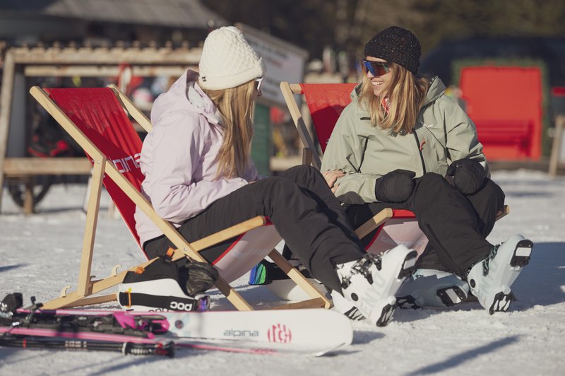 3 stvari, zaradi katerih bo après-ski zabava stokrat boljša (PANCERJI pod točko 3 pa tvoji novi PLESNI čeveljci!) (foto: Klemen Razinger za Alpino)