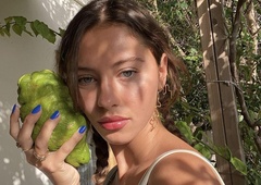 Menite, da boste shujšali, če boste za večerjo jedli samo sadje? To je mnenje strokovnjakov