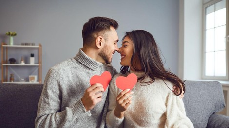 Odkrile smo RECEPT za LJUBEZEN, ki ti bo ob valentinovem prišel še kako prav (deluje na vseh ljudeh 🥰)