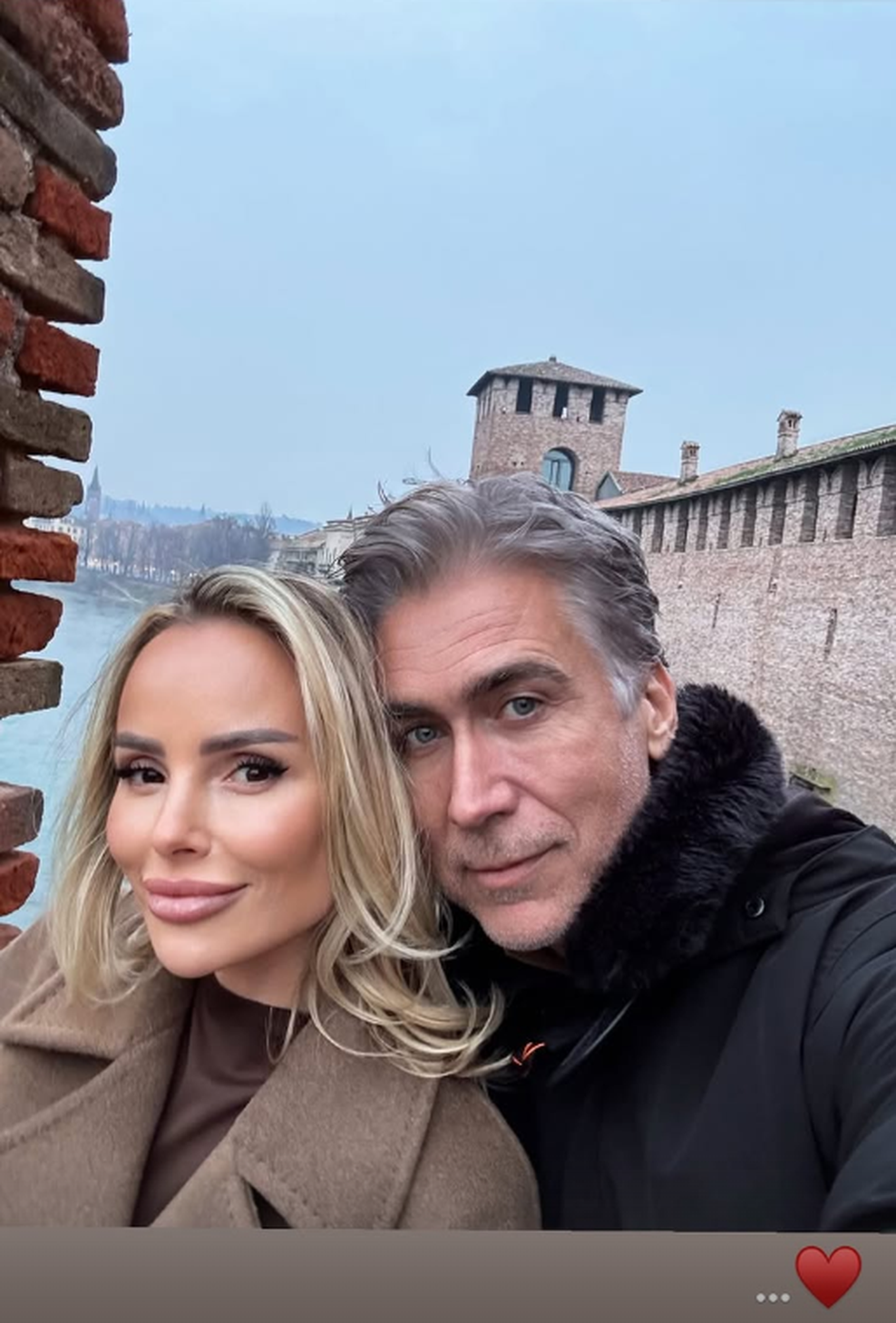 Presenečenje vikenda: Jan Plestenjak in njegova Tadeja sta se poročila, poglejte poročna prstana (FOTO) (foto: Instagram/Jan Plestenjak)