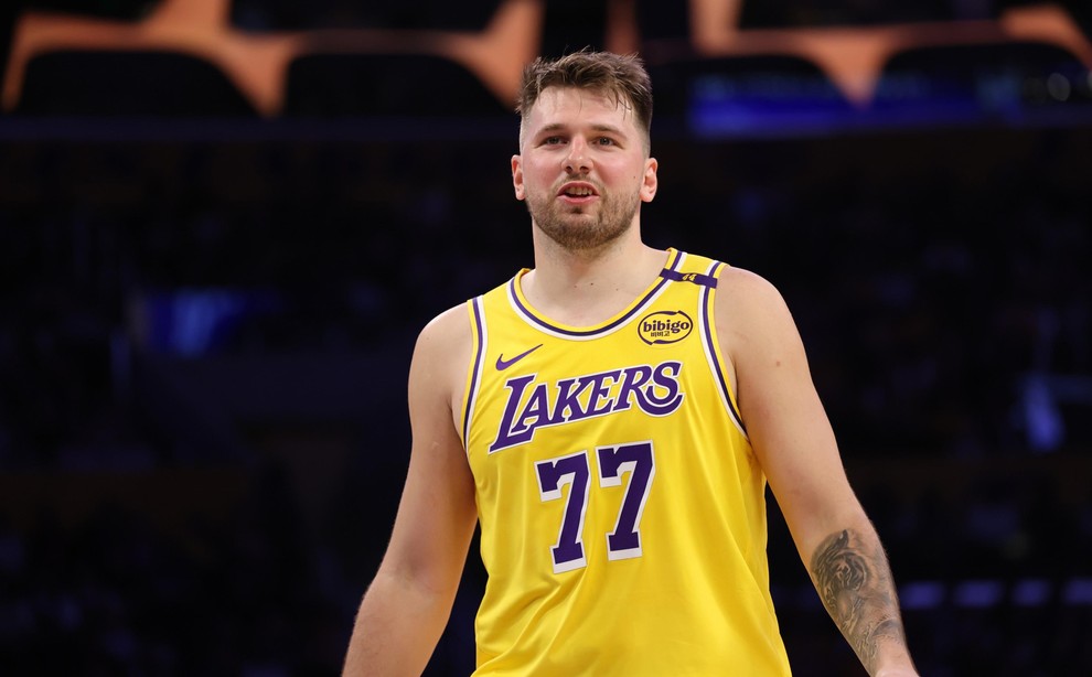 Luka Dončić se je že dobro vpeljal v novo moštvo Los Angeles Lakers, kjer nastopa v prvi peterki. Na tekmah …