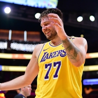 Dallas Dončiću na jutro legendarne tekme naredil nekaj neverjetnega, kar niso pričakovali niti največji oboževalci (FOTO)