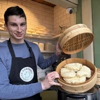 Ni pica, ni burek, ni kebab: hitri prigrizek, ki je postal hit ljubljanske kulinarične scene