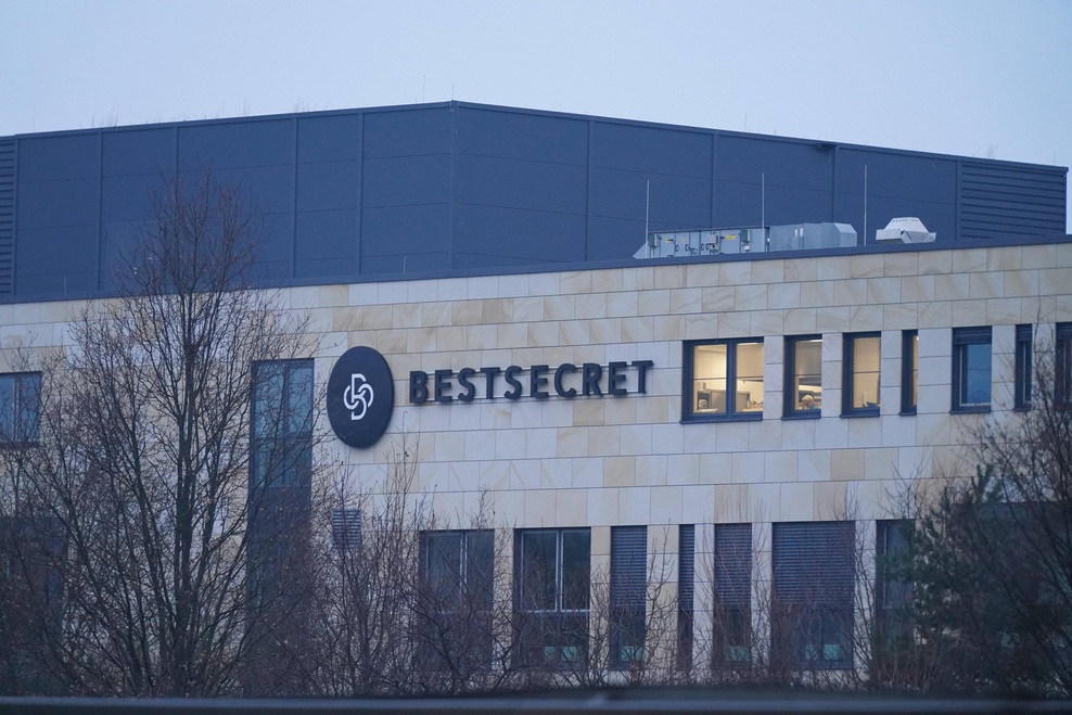 Si vedela, da BestSecret ni samo spletna trgovina? To je vse, kar vemo o fizični trgovini (foto: Profimedia)