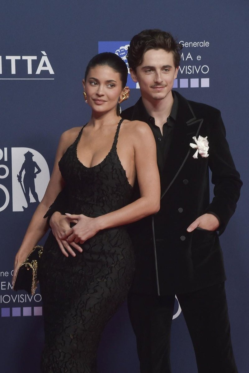Kylie Jenner in Timothée Chalamet
