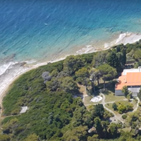 Najbolj skrivnosten otok na Jadranu: nanj smejo stopiti le redki izbranci, turistom vstop strogo prepovedan (VIDEO)