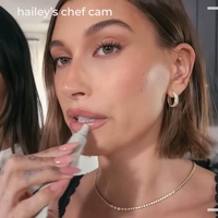 O, moj bog, Rhode je tukaj! Lepotna znamka zvezdnice Hailey Bieber prihaja v Sephoro