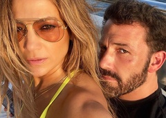 "Tašči sem povedala, da sem noseča, njen odziv pa je najino življenje postavil na glavo" (resnična izpoved)