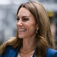 Kate Middleton navdušila z elegantnimi uhani, ki so v resnici cenovno dostopni in vemo, kje jih kupiti