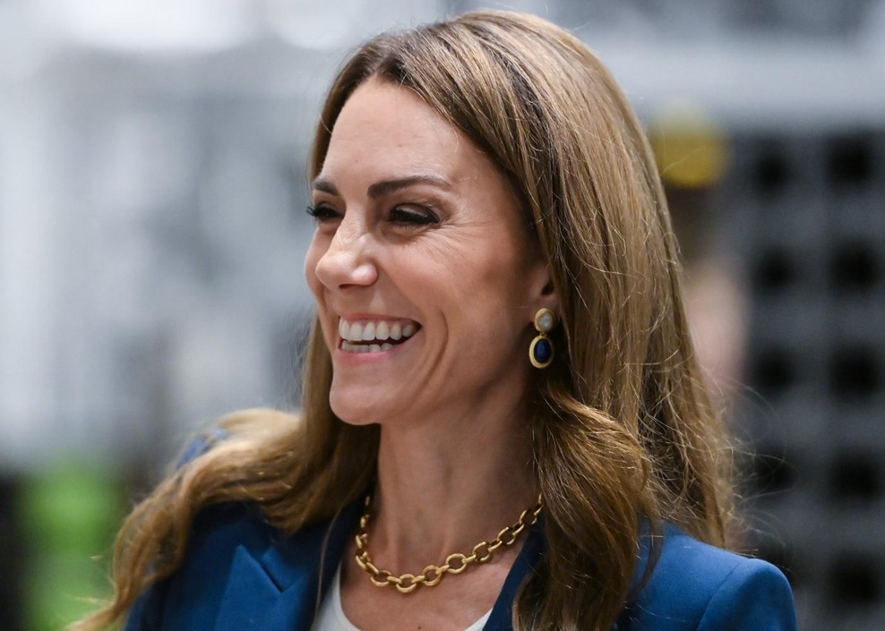 Kate Middleton navdušila z elegantnimi uhani, ki so v resnici cenovno dostopni in vemo, kje jih kupiti (foto: Profimedia)