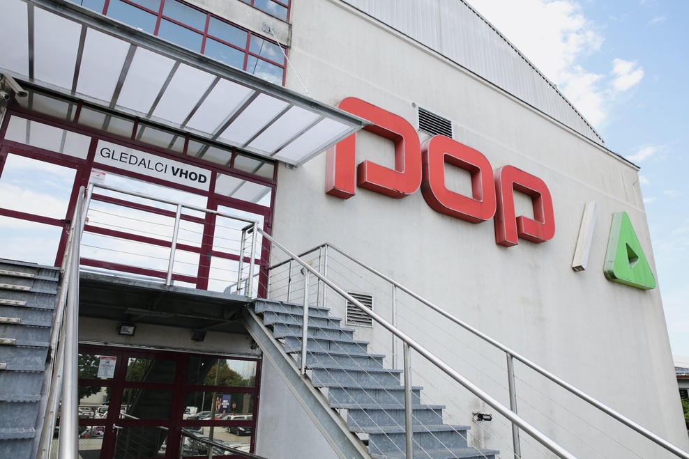 Znana TV-voditeljica odšla na porodniški dopust, na POP TV zdaj prihaja svež obraz (foto: Aleksandra Saša Prelesnik)