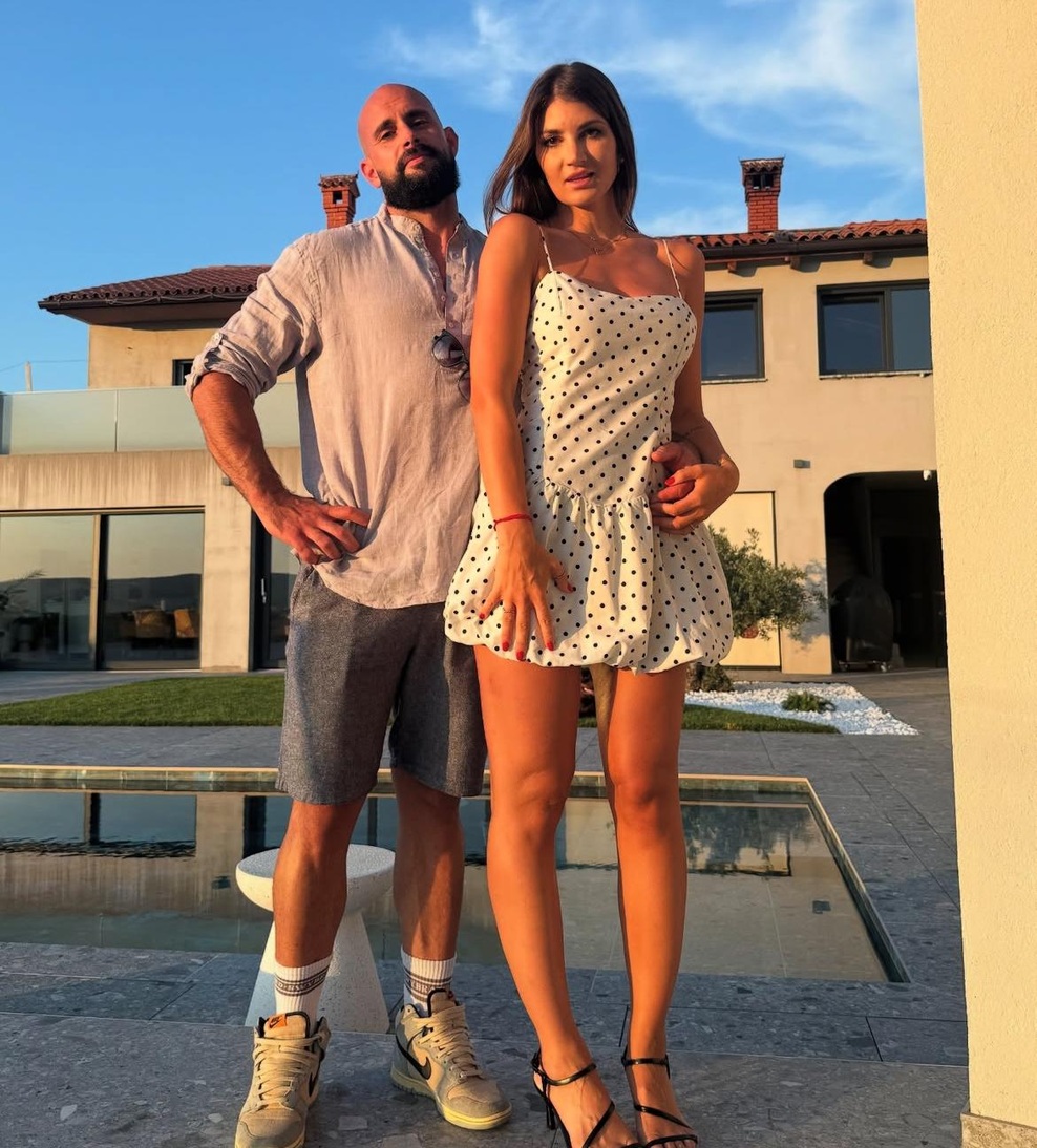 Kakšno lepo presenečenje! Petra Parovel razkrila, da pričakuje drugega otroka (VIDEO) (foto: Instagram/Petra Parovel)