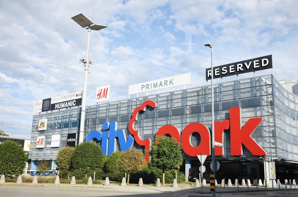 Kupci zmedeni: priljubljena trgovina v Cityparku po prenovi zdaj na novi lokaciji (foto: Aleksandra Saša Prelesnik)