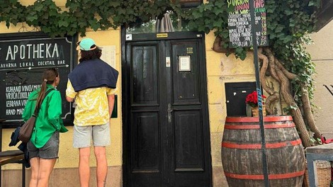 Apotheka Trnovo lokal