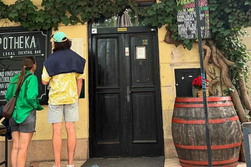 Apotheka Trnovo lokal