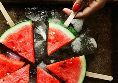 Nenavadna viralna dieta, ki pospešuje metabolizem in poskrbi za hitrejše kurjenje kalorij – kakšna so tveganja in koristi?