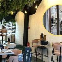 Znana kavarna zdaj osvaja še center Ljubljane, turisti jo obiskujejo kot po tekočem traku (FOTO)