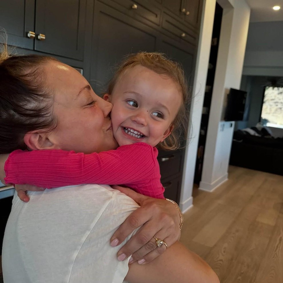 Lev: Spet ste v središču pozornosti – in to povsem zasluženo. Na službenem področju vam zvezde pomagajo, da vaše ideje …