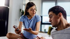 Naučite se prepoznati prešuštnika: tisti, ki vara, vedno uporablja teh 6 stavkov