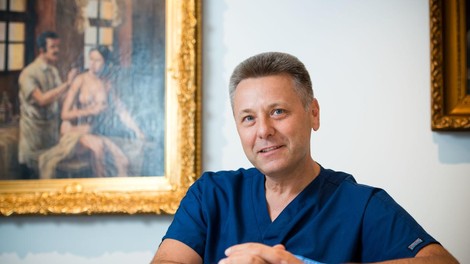 Prof. dr. Uroš Ahčan bo na Cosmopolitan konferenci pojasnil, kako sprejemati pravilne odločitve, ko se odločamo za lepotne posege