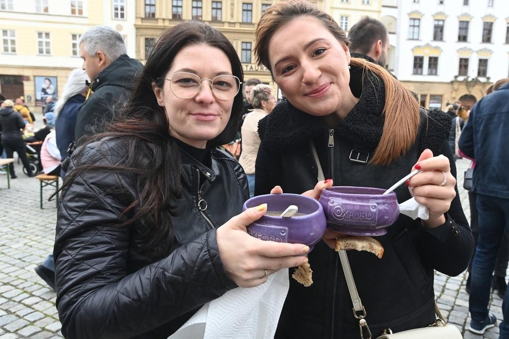 turistki keramicna posodica juha hrana