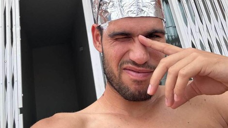 "Po prvem zmenku sem od nje dobil sporočilo, zaradi katerega sem v trenutku izbrisal Tinder" (resnična zgodba)