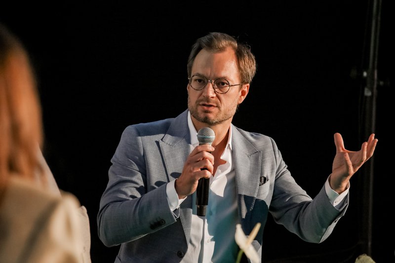 lepota brez filtra 8. cosmopolitan konferenca