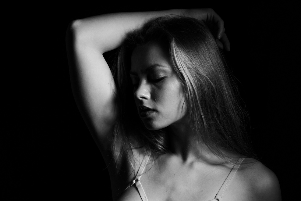Spoznajte ženske, ki jih privlači vloga ljubice: "Ko zaradi mene tvega vse, je to tako zelo vznemirljivo!" (foto: Unsplash)