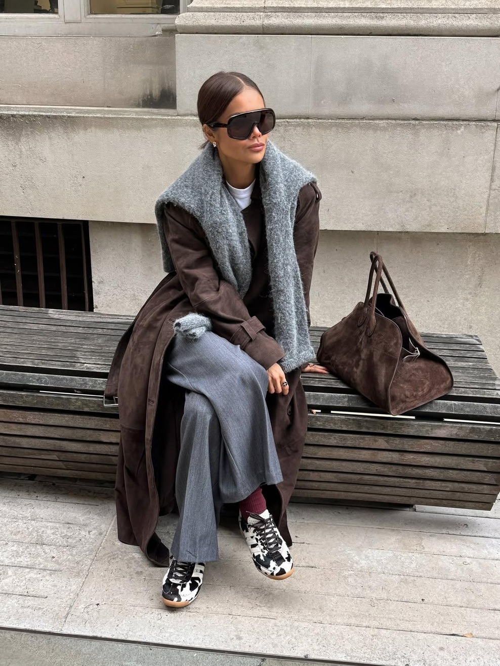 Hlače iz Zare so pravi hit, saj dobesedno letijo s polic - kmalu bodo razprodane (foto: Instagram/@lucky_girl_h)