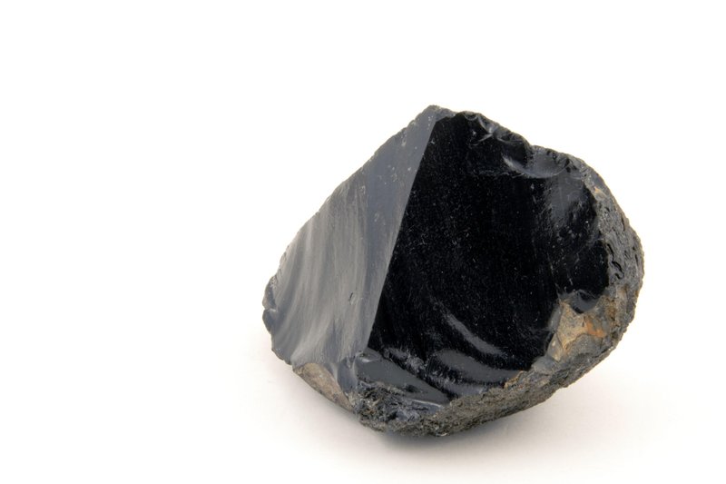 Obožujete kristale? Ti vam pomagajo, da pozdravite svojo žensko energijo in se povežete z njo