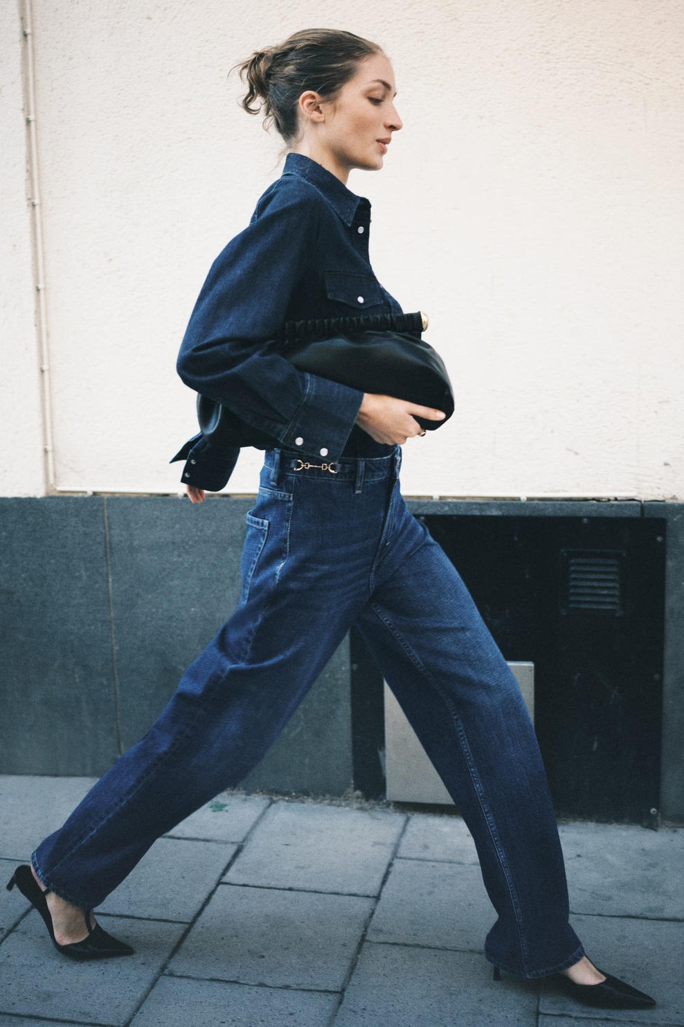 Zaljubile smo se: viralne 'high street' kavbojke iz H&M, ki izgledajo kot Celine model (foto: H&M)