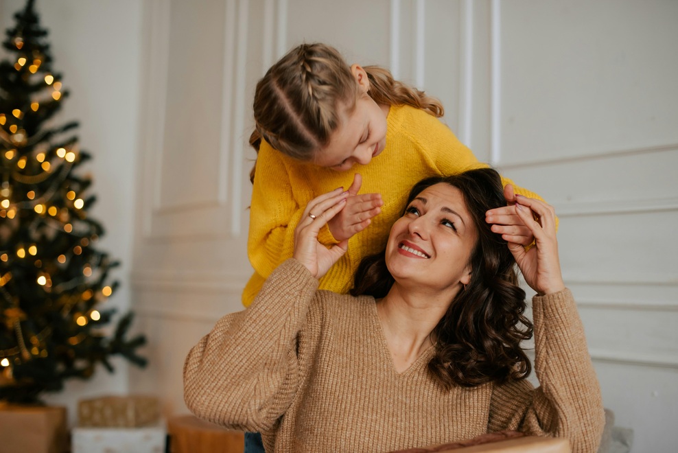 To je 6 lekcij, ki bi jih morala vsaka mama naučiti svojo hčer - in nimajo nobene veze z moškimi (foto: Unsplash)