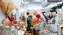 Prehiteli smo Mariah Carey in obiskali dih jemajoč božični sejem v Ljubljani, ki je še kako vreden obiska!