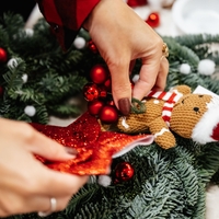 Prehiteli smo Mariah Carey in obiskali dih jemajoč božični sejem v Ljubljani, ki je še kako vreden obiska!