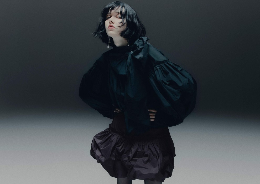 H&M navdušuje s praznično kolekcijo: to so kosi, ki smo jihizbrale za svojo decembrsko garderobo