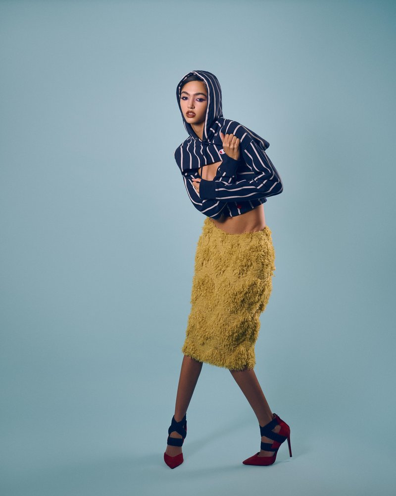 (Digitalna naslovnica) Jacki Girard nas pozdravlja v svet drznih kombinacij