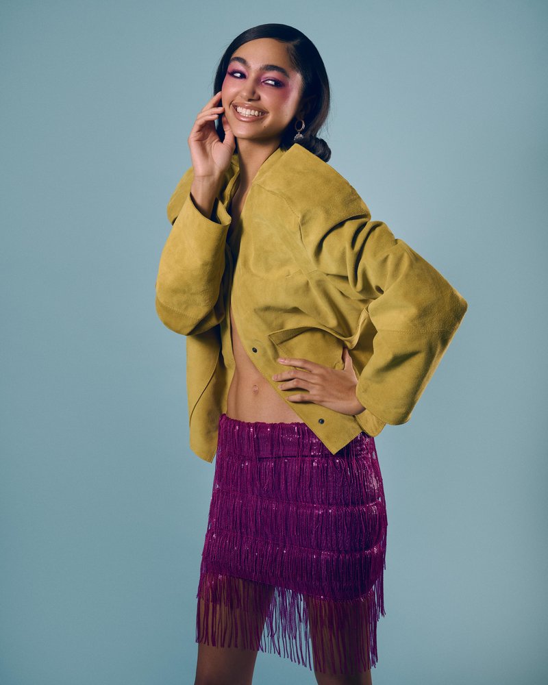 (Digitalna naslovnica) Jacki Girard nas pozdravlja v svet drznih kombinacij