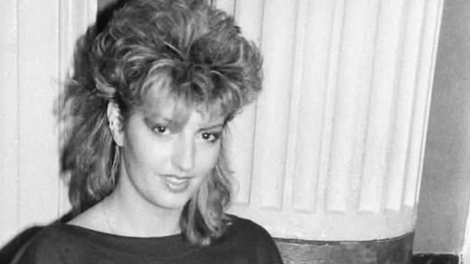 Na vrhuncu slave v Jugoslaviji popolnoma izginila in z dojenčkom v naročju pobegnila iz države - tako izgleda danes