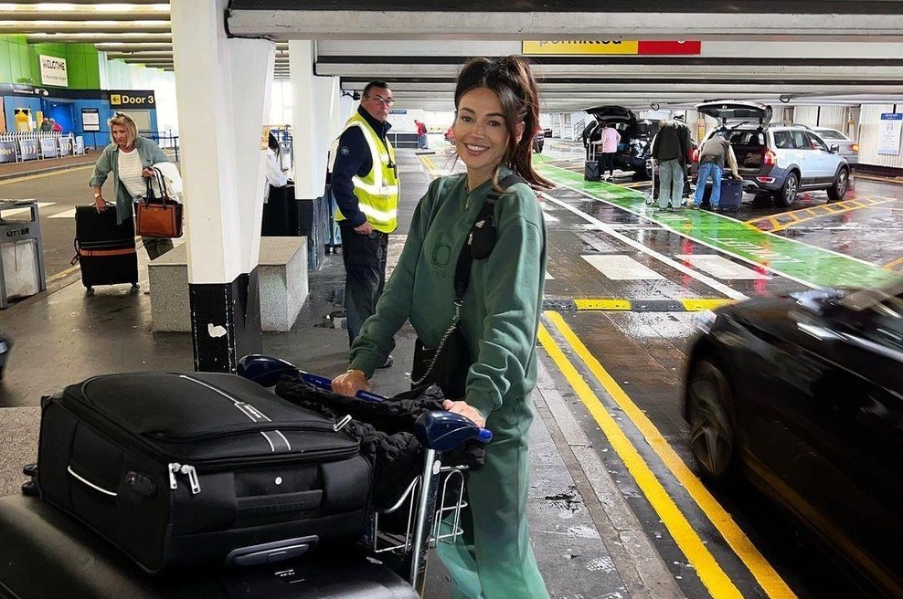 Zakaj se vožnja nekoga na letališče zdi tako nenavadno intimna? Psihologija pojasnjuje ozadje za tem (foto: Profimedia)