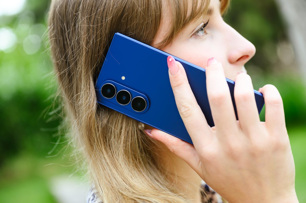 Kako sem svoj telefon spremenila v osebnega stilista in fotografa – in zakaj ga ne odložim več (foto: Samsung)