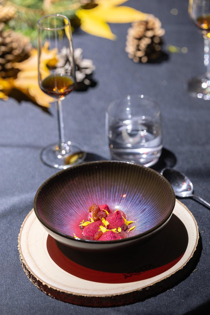 Preprosto okusno: nova prestižna linija namazov Argeta Exclusive, ki jo je letos napisal chef Mojmir Šiftar